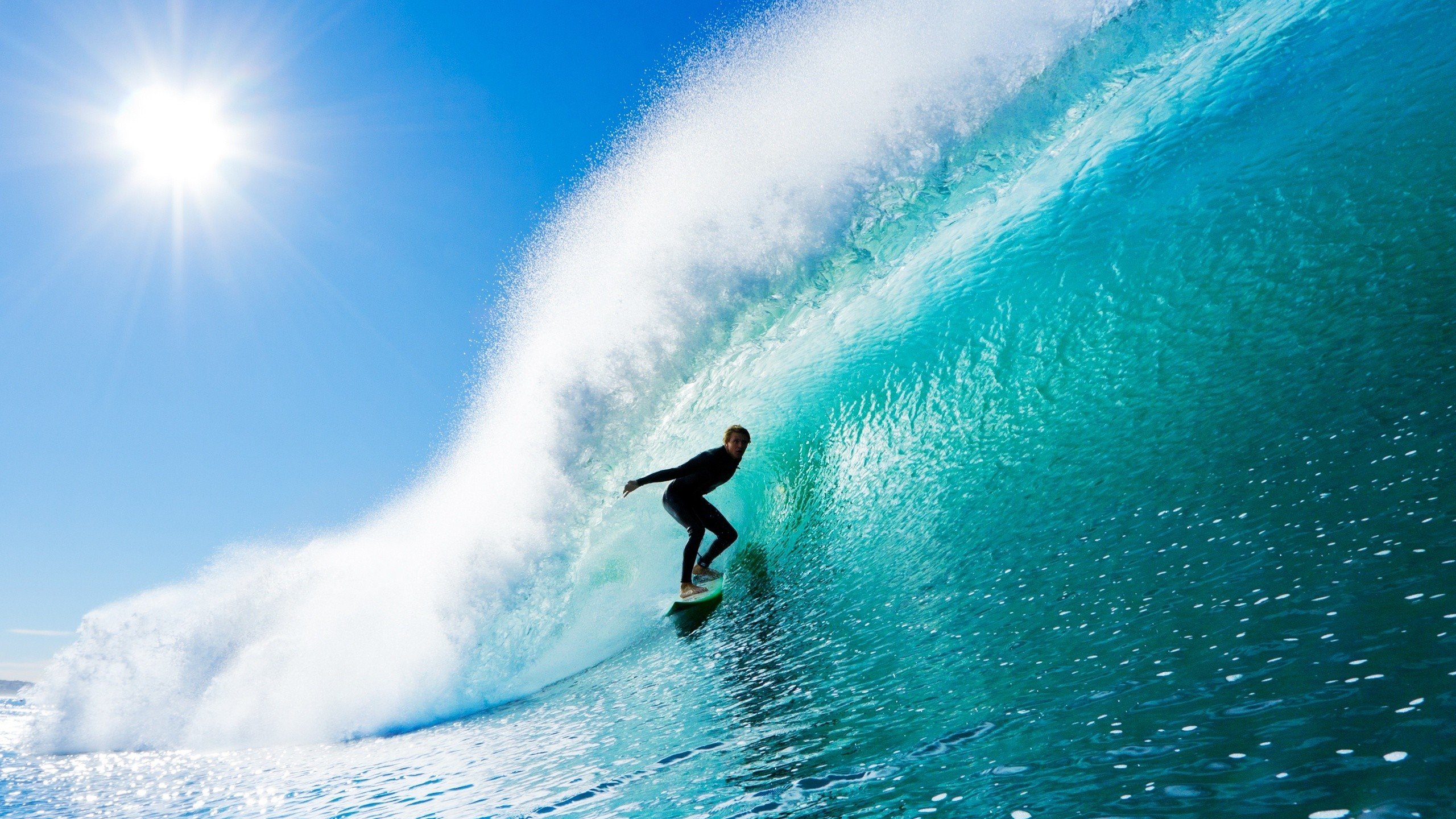 surfing Wallpaper