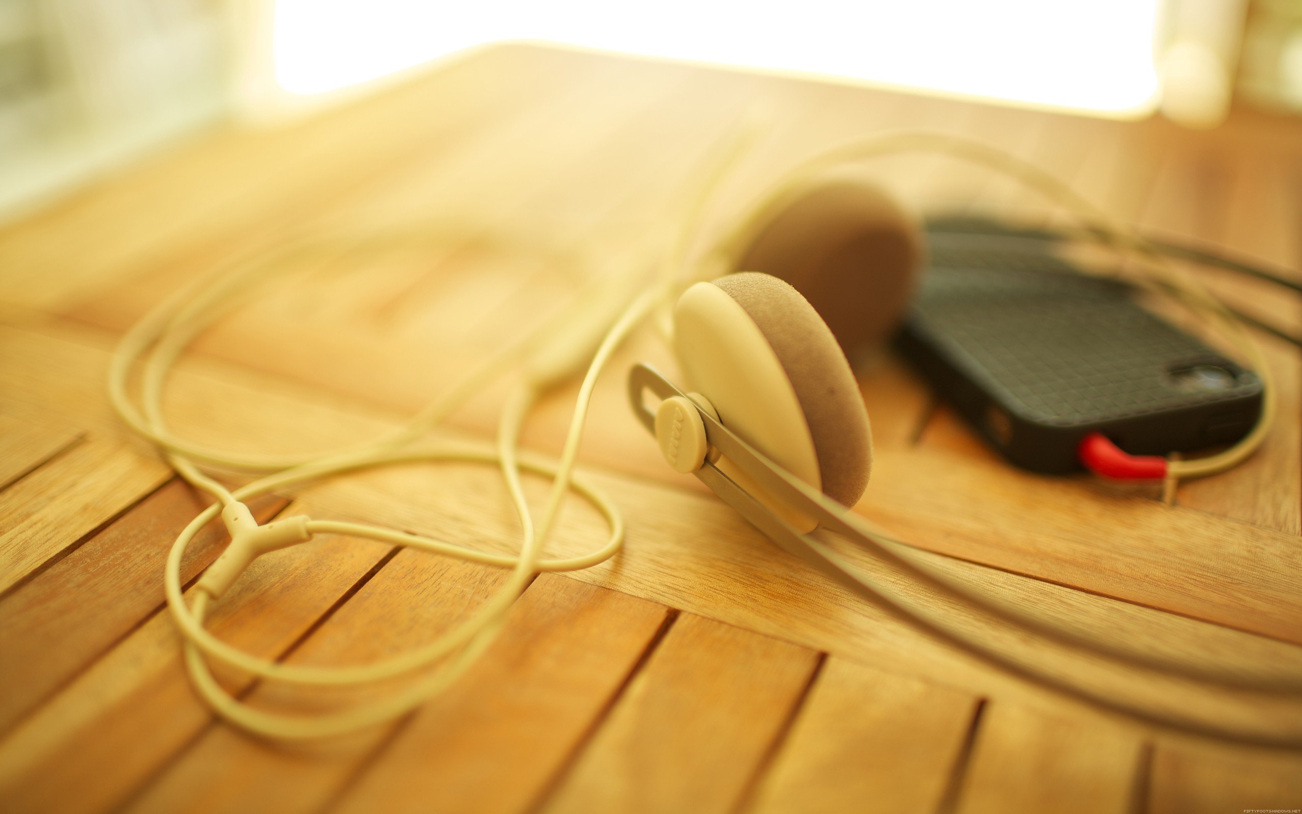 headphones Wallpaper