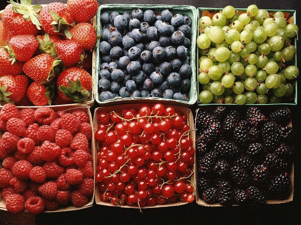 strawberries, Blueberries, Blackberries, Raspberries, Cherries, Grapes Wallpaper