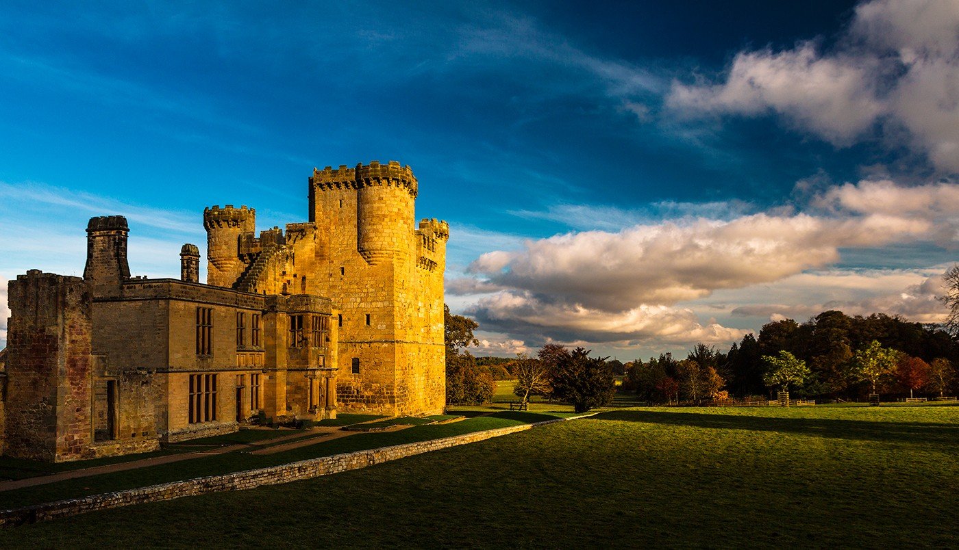 Alnwick Castle, Castle, Northumberland, England Wallpaper