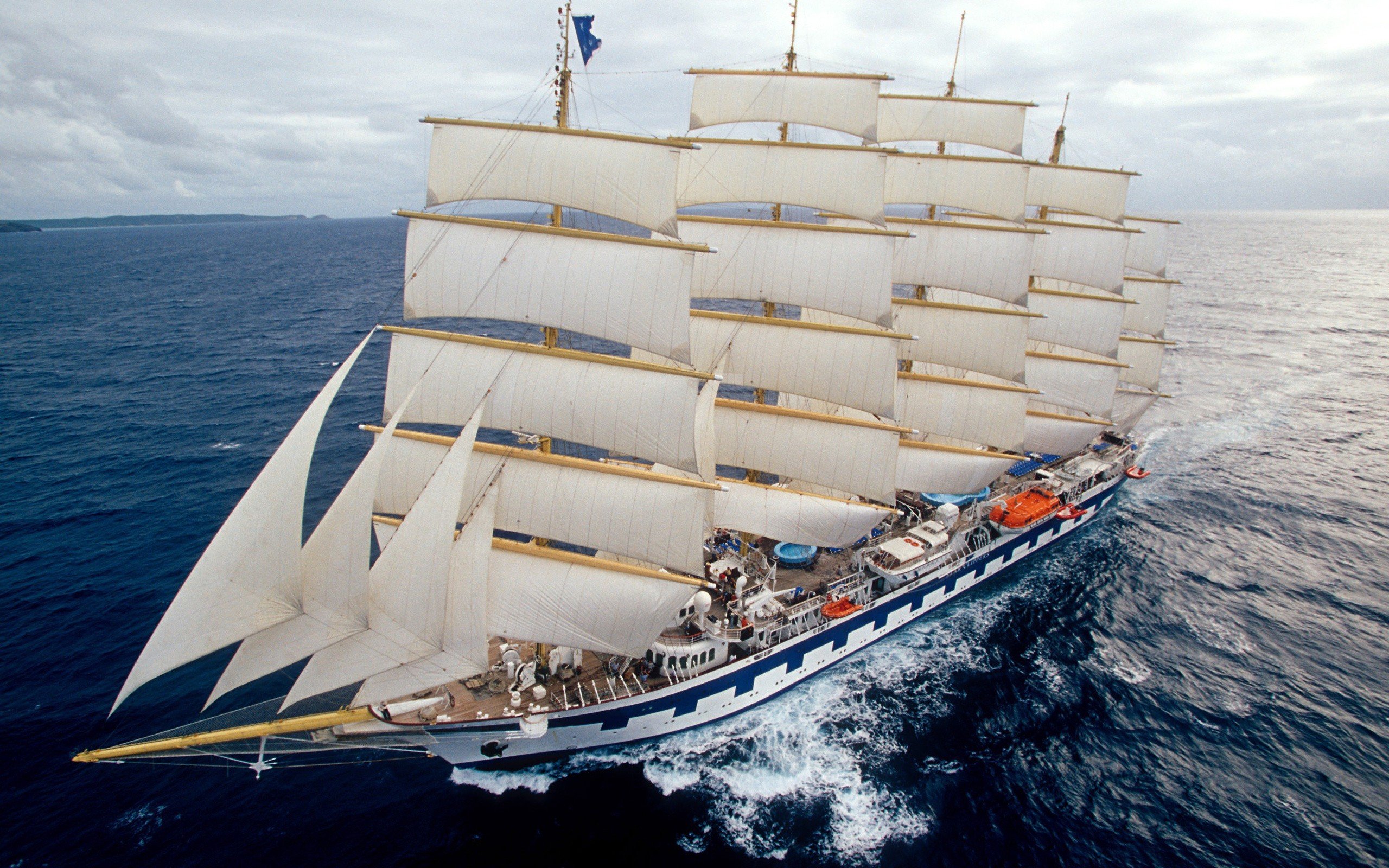 sailing ship Wallpaper
