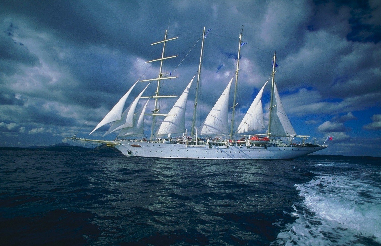 sailing ship Wallpaper