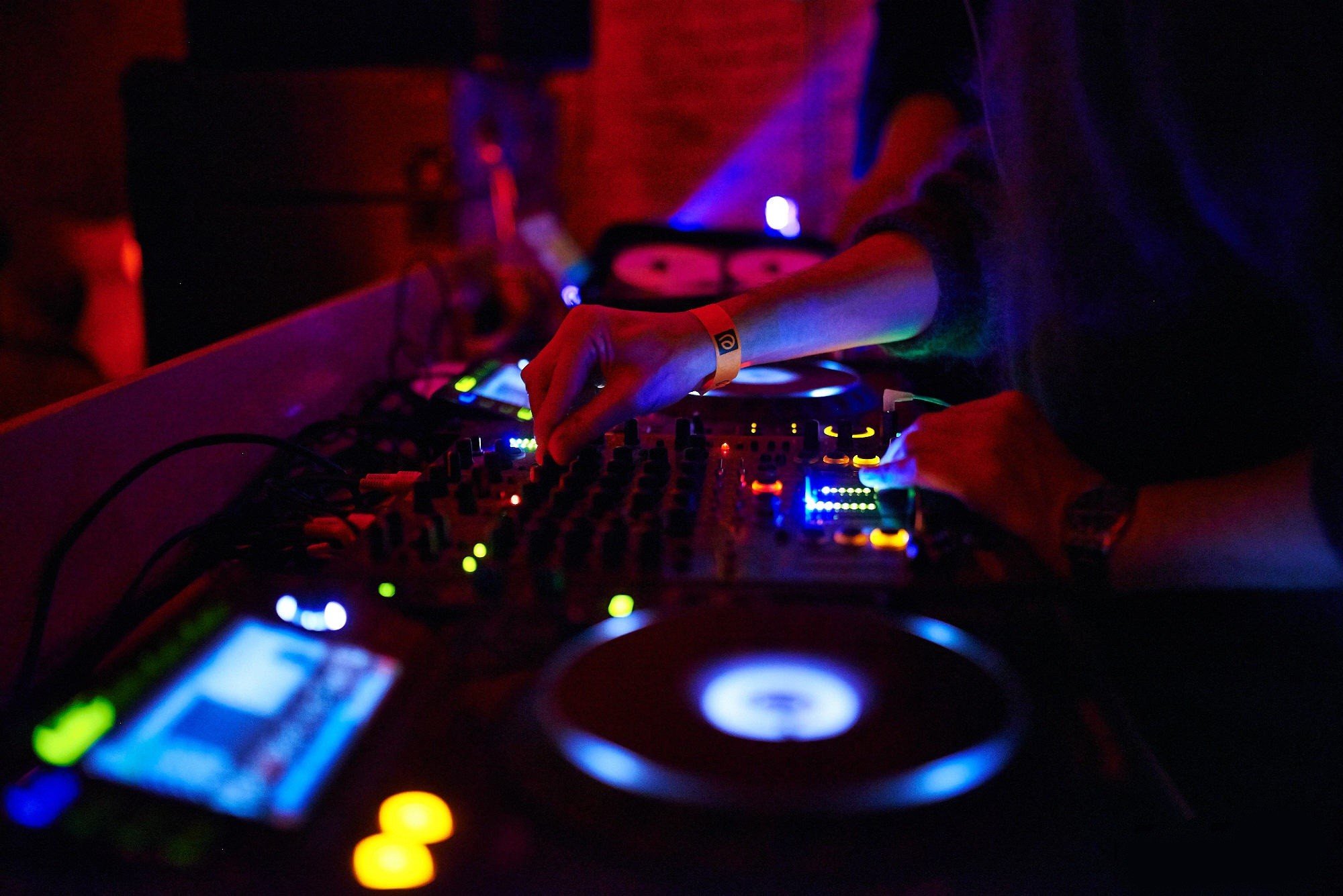 turntables, Mixing consoles, DJ Wallpapers HD / Desktop and Mobile