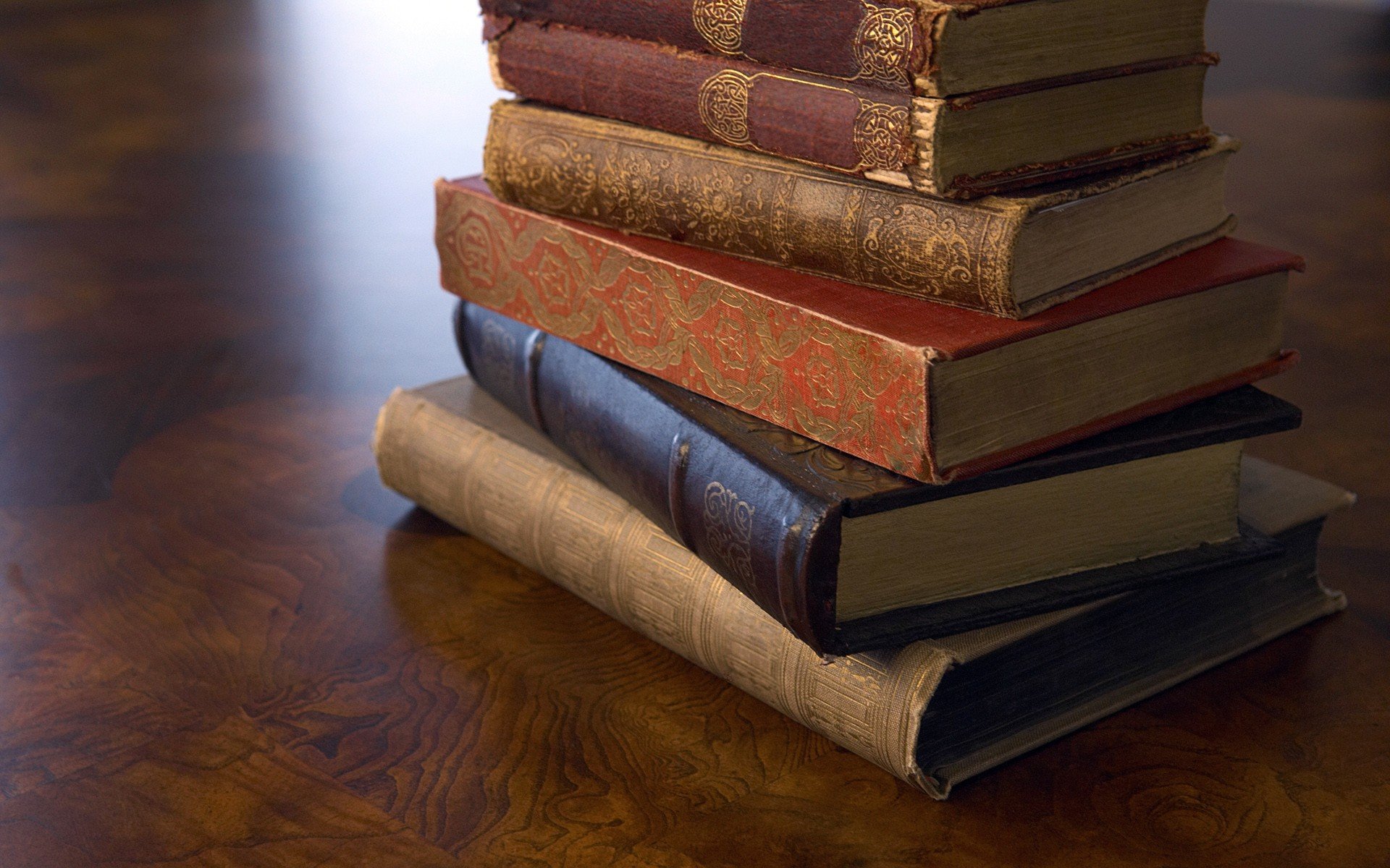 books, Wooden surface Wallpaper