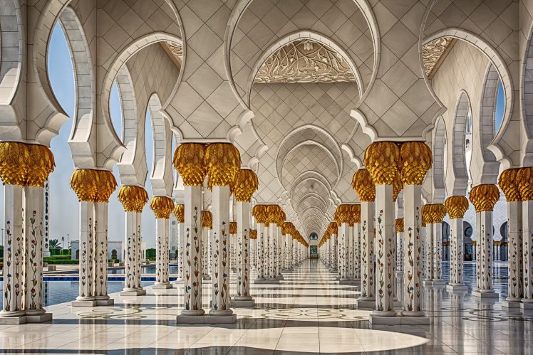 architecture, Interiors, Abu Dhabi, Mosques, United Arab Emirates, Pillar, Arch, Symmetry, Sunlight, Tiles, Shadow HD Wallpaper Desktop Background