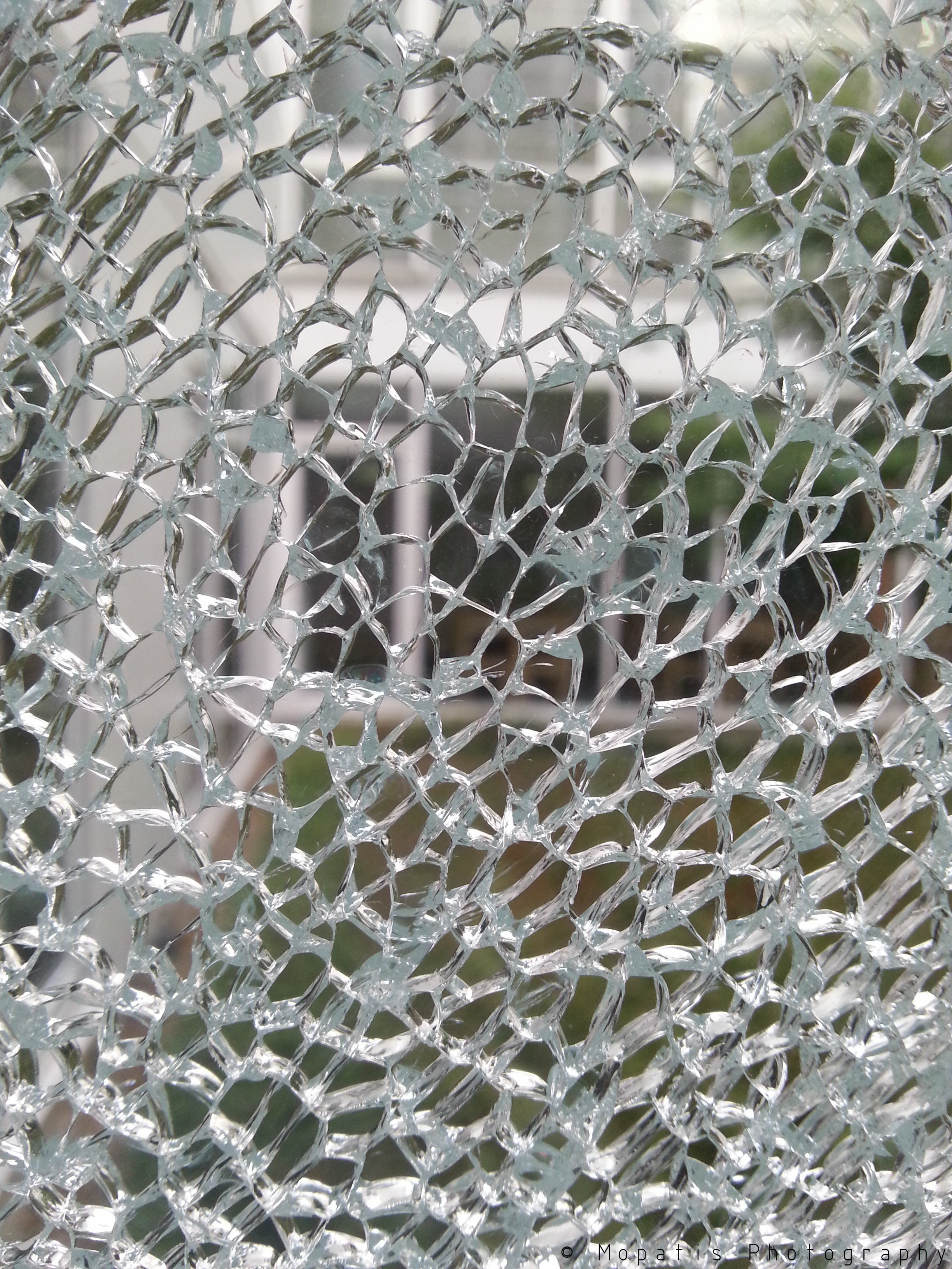 broken glass Wallpaper