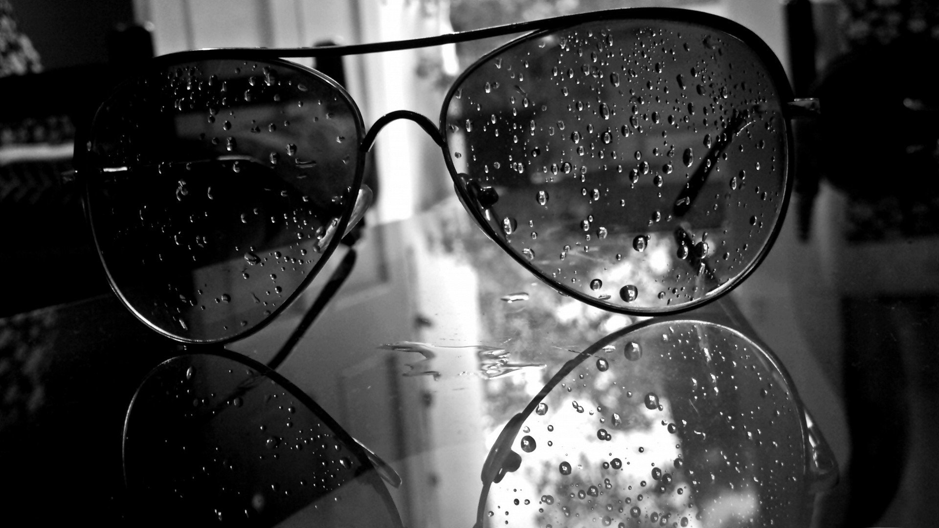 glasses, Water drops, Monochrome Wallpaper