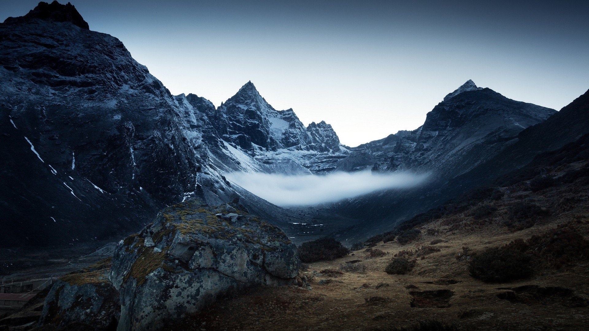 mountain, Mist Wallpaper
