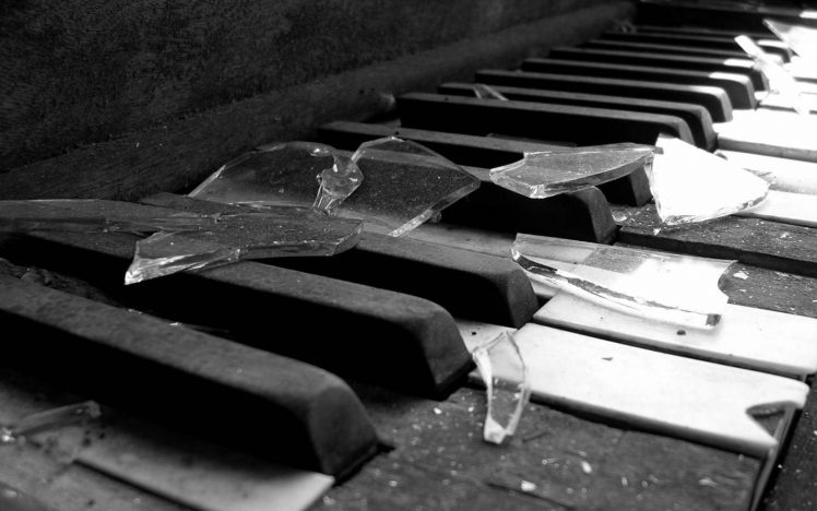 piano, Musical instrument, Broken glass HD Wallpaper Desktop Background
