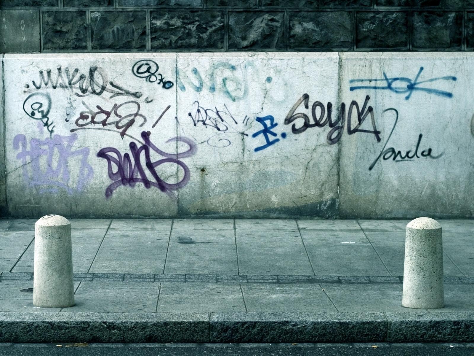 walls, Graffiti Wallpaper