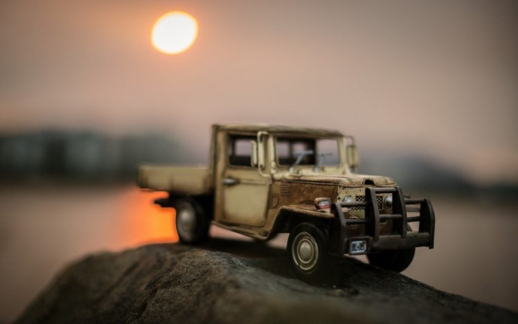 toys, Trucks, Sun, Photography, Blurred, Macro, Depth of field HD Wallpaper Desktop Background