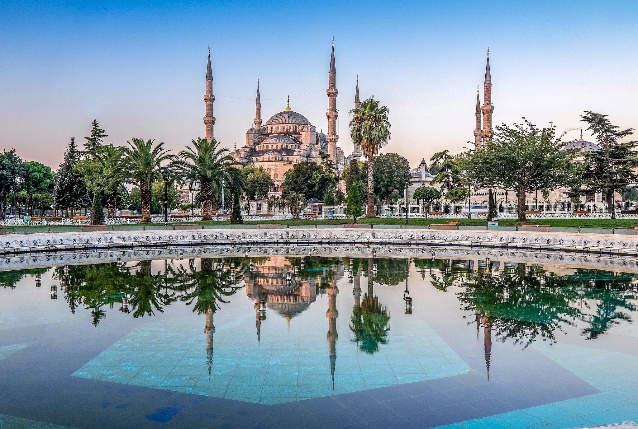 architecture, Cityscape, Istanbul, Turkey, Sultan Ahmed Mosque, Palm trees, Water, Tiles, Reflection, Park Wallpaper