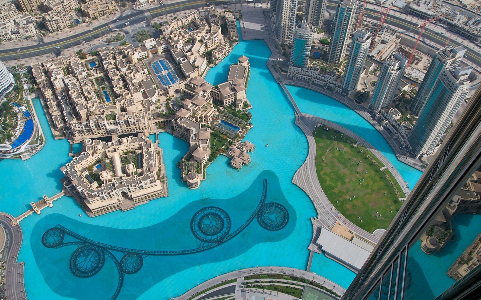 city, Urban, Cityscape, Aerial view, Fountain, Dubai Wallpaper