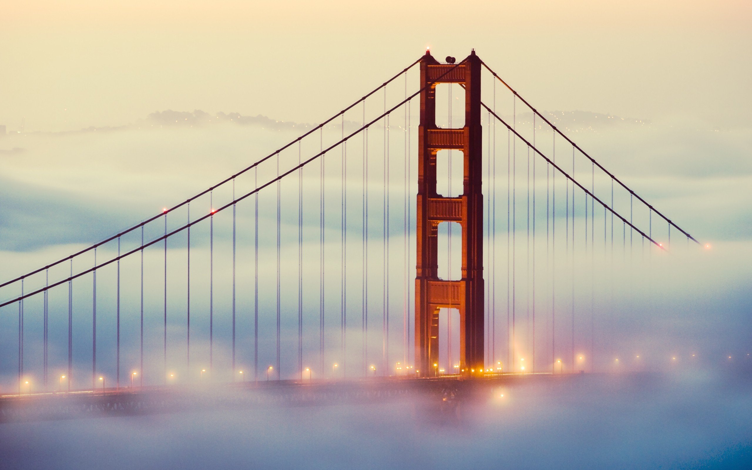 Golden Gate Bridge, San Francisco, Mist, Street light, Bridge Wallpaper