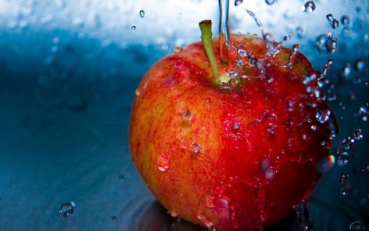 macro, Fruit, Apples, Water drops HD Wallpaper Desktop Background