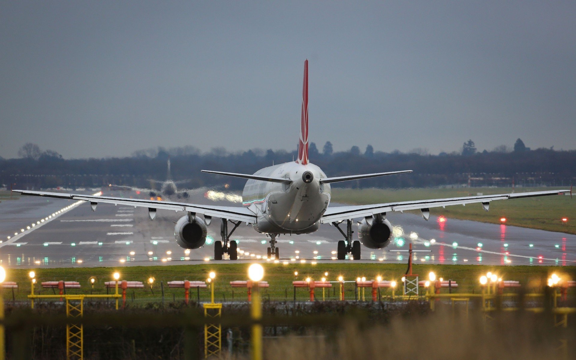 aircraft, Passenger aircraft, Airplane, Airport, Turkish Airlines, Runway Wallpaper