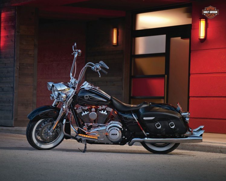 Harley Davidson, FLHRC RoadKing HD Wallpaper Desktop Background
