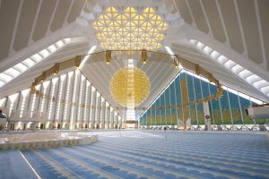 Mosque, Islamic architecture, Religion, Chandeliers, Fasial Mosque