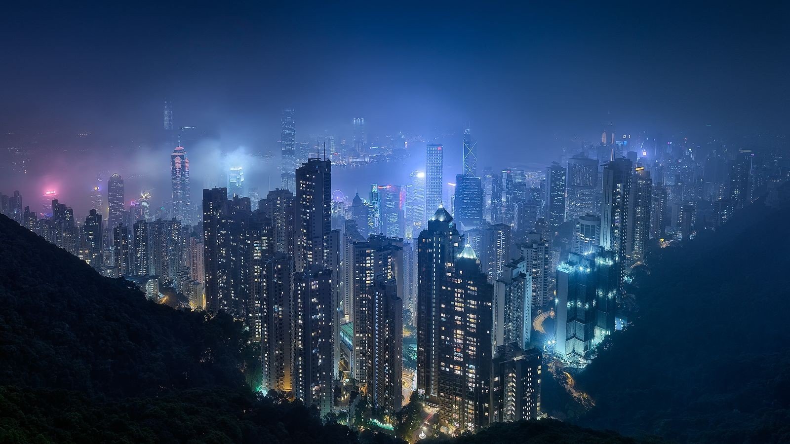 Hong Kong, City lights Wallpaper