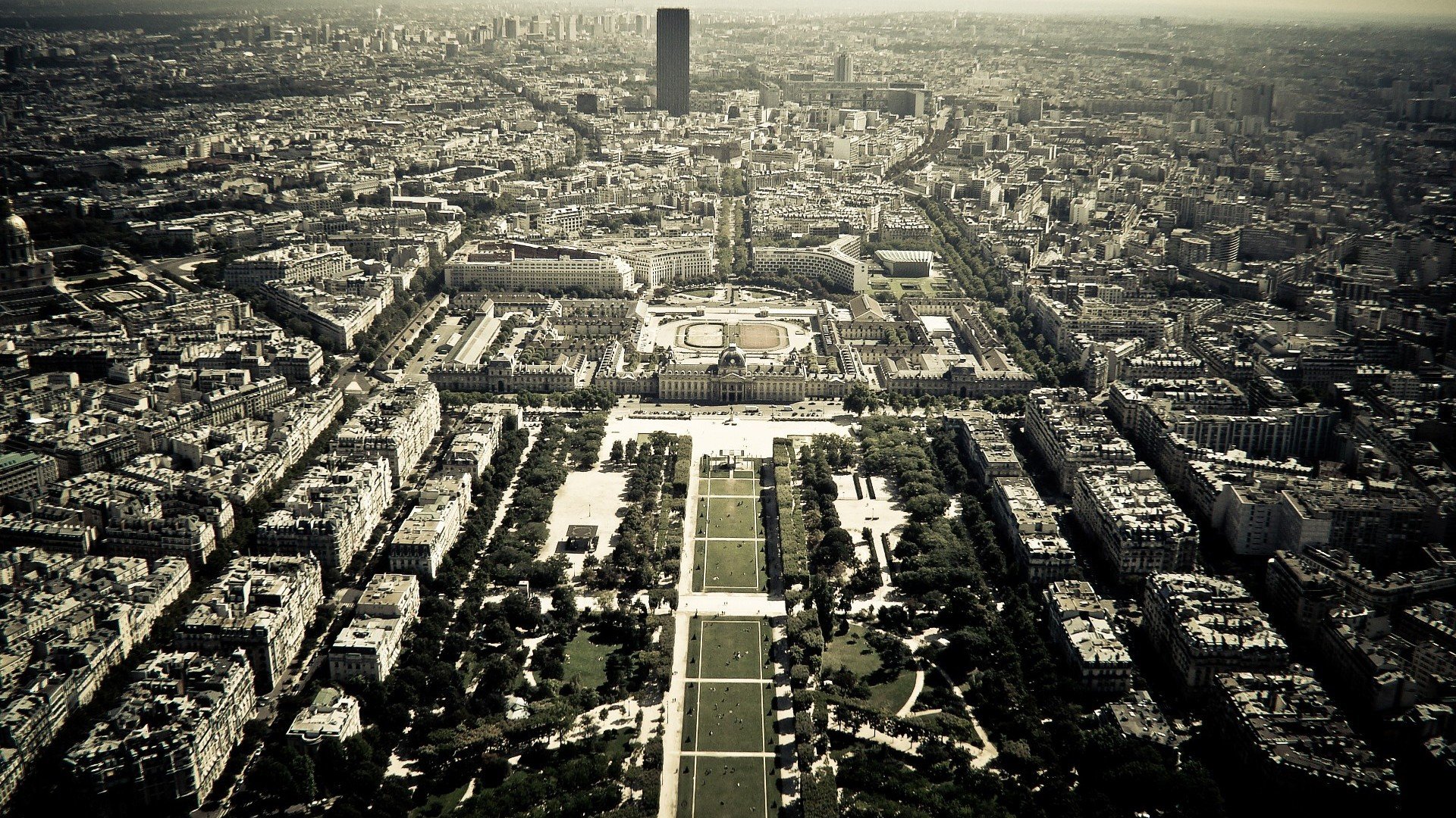 Paris, Aerial view, Tour Montparnasse, Hotel des Invalides Wallpaper