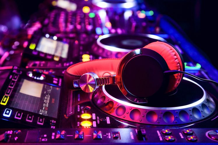 music, Headphones, DJ HD Wallpaper Desktop Background