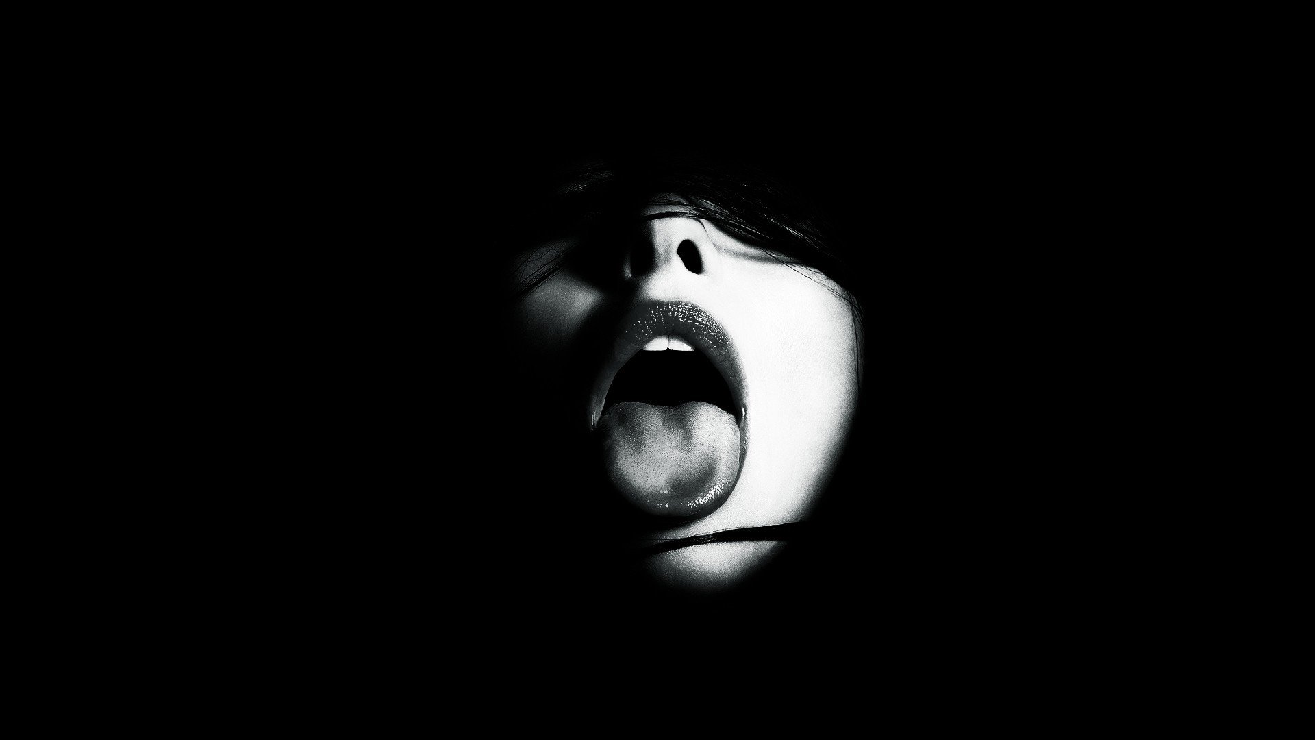 monochrome Wallpaper