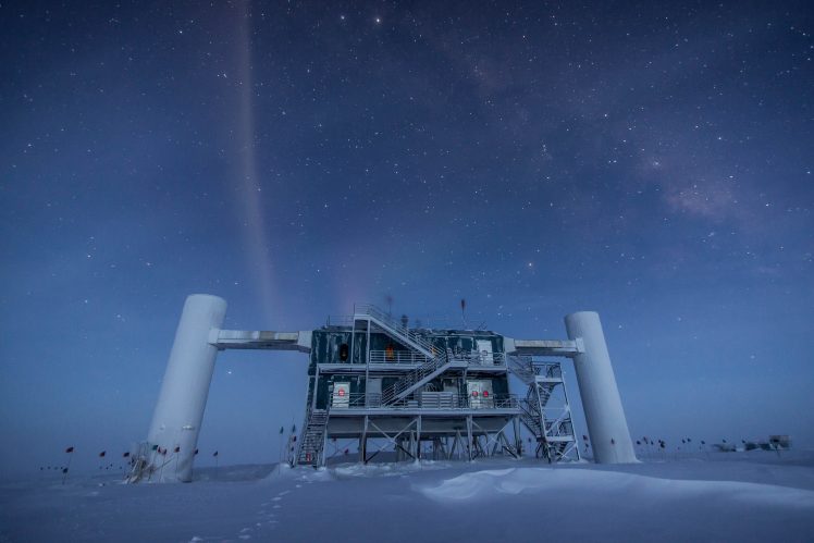 Antarctica, Snow, Stars, Research centre HD Wallpaper Desktop Background