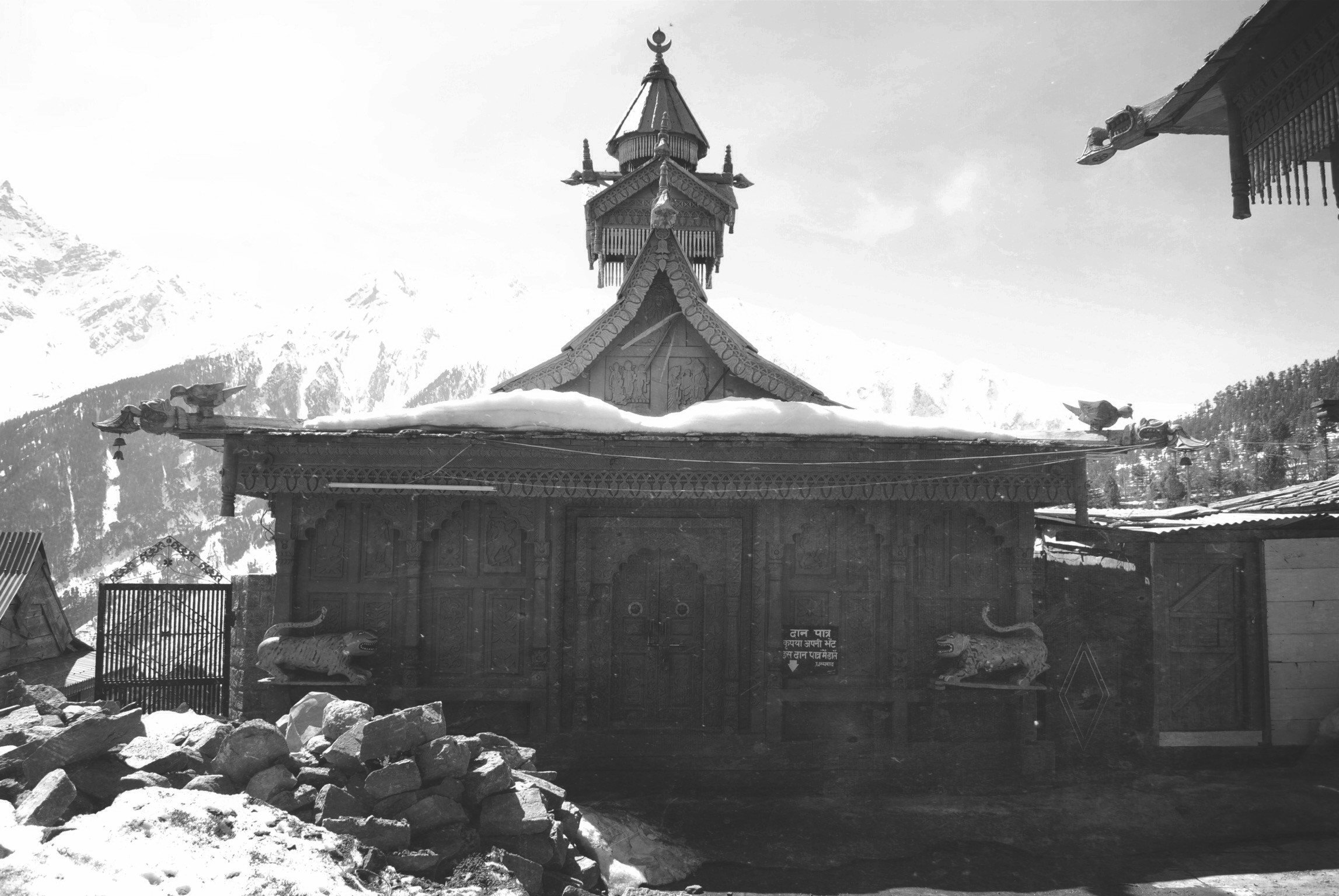 monochrome Wallpaper