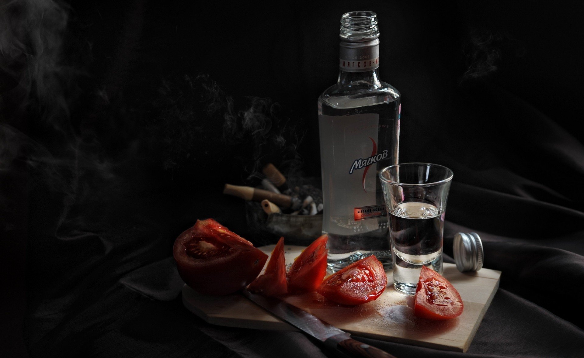 tomatoes, Alcohol, Food Wallpaper