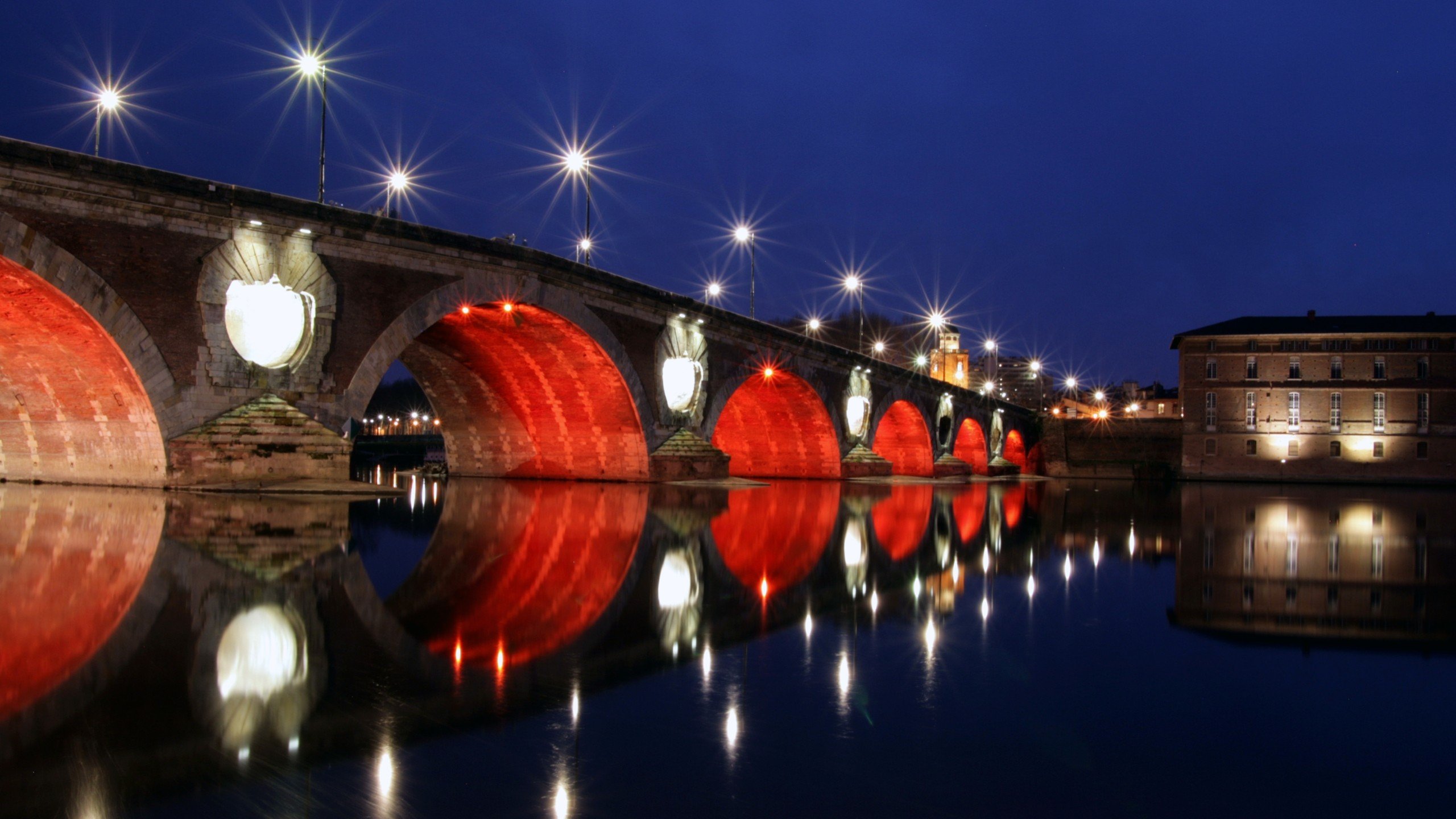 Toulouse, Pont Neuf, Garonne, France Wallpaper
