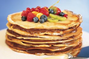 food, Berries, Pancakes, Breakfast, Strawberries, Blueberries, Kiwi (fruit)