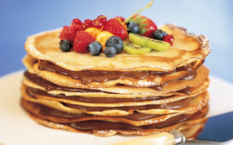 food, Berries, Pancakes, Breakfast, Strawberries, Blueberries, Kiwi (fruit) HD Wallpaper Desktop Background