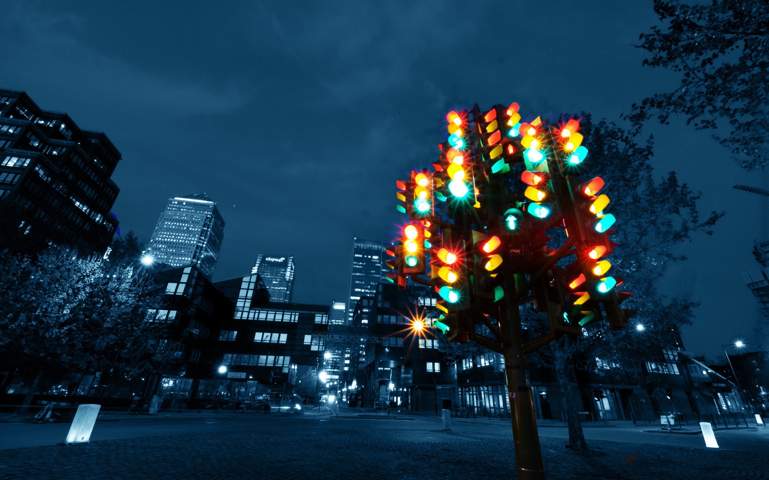 city, Traffic lights, Night, Colorful, London, UK Wallpaper