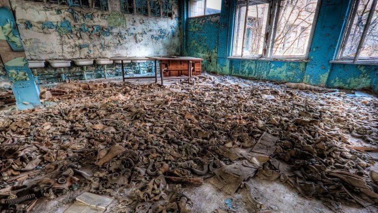 interior, Abandoned, Window, Room, Gas masks, HDR, Empty, Chernobyl, Ukraine, Table, Pripyat, Radioactive HD Wallpaper Desktop Background