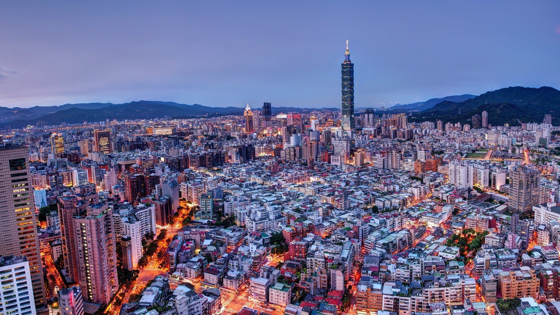 city, Cityscape, Skyscraper, Taipei 101, Taipei, Taiwan, Street light Wallpaper