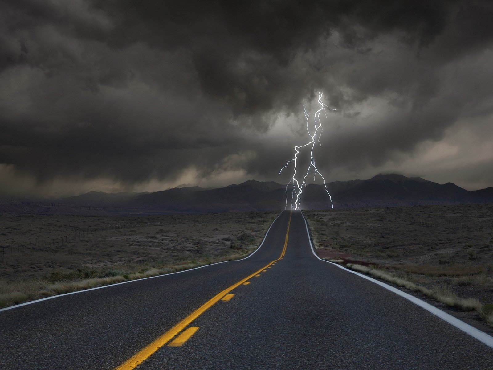 road, Storm, Lightning, Desert Wallpaper
