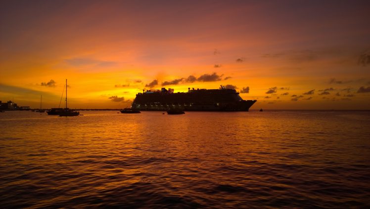 Cancun, Cruise ship HD Wallpaper Desktop Background