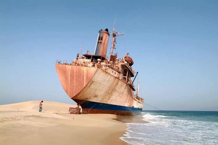 Africa, Ship, Abandoned, Wreck HD Wallpaper Desktop Background