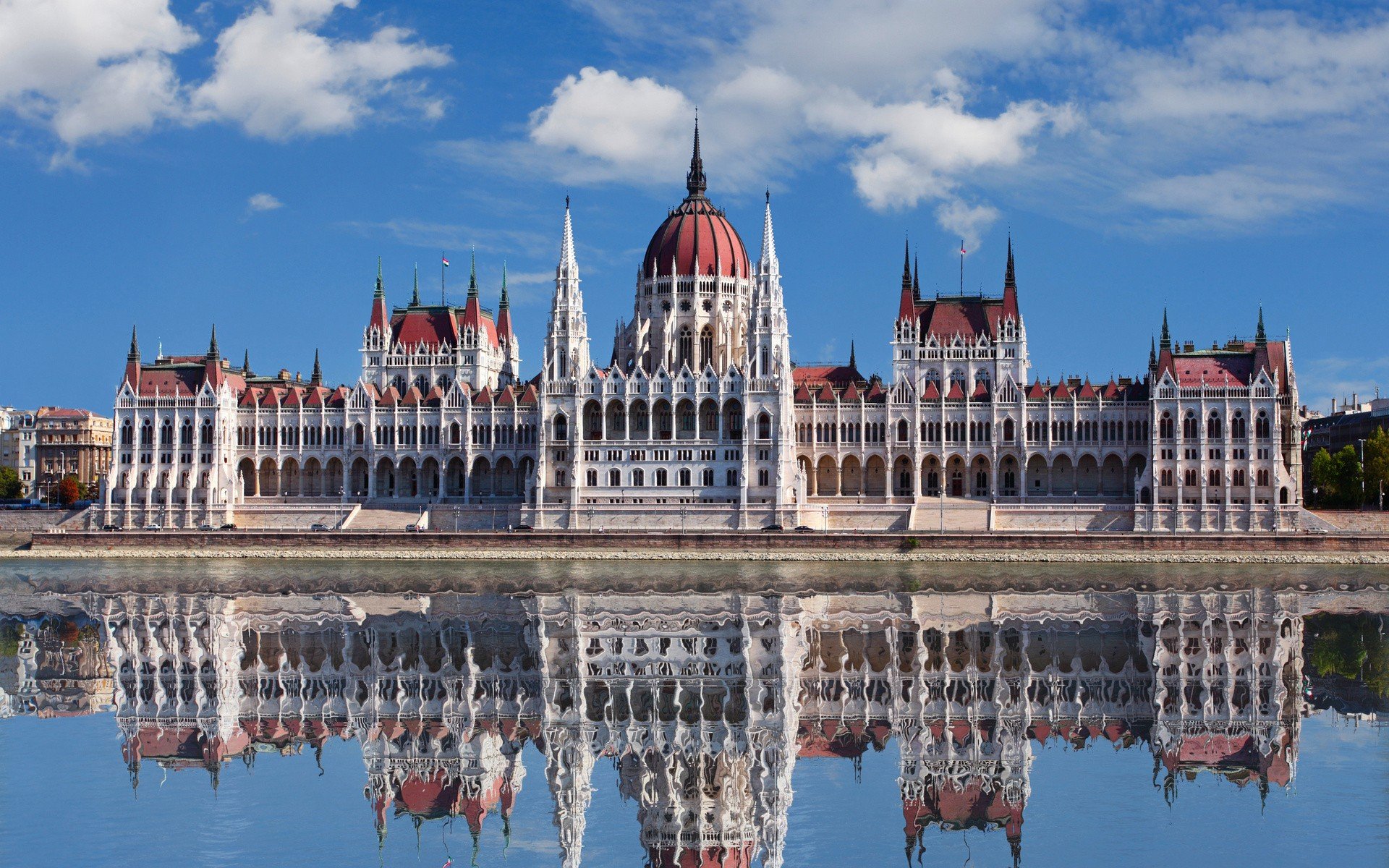 Hungarian Parliament Building, Budapest, Hungary Wallpaper