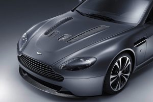 Aston Martin V12 Vantage, Aston Martin