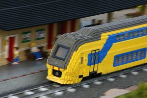 LEGO, Toys, Bricks, Train, Diesel locomotive, Train station, Railway, Railway station, Blurred, Motion blur