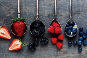 spoons, Fruit, Food, Strawberries, Blackberries, Blueberries