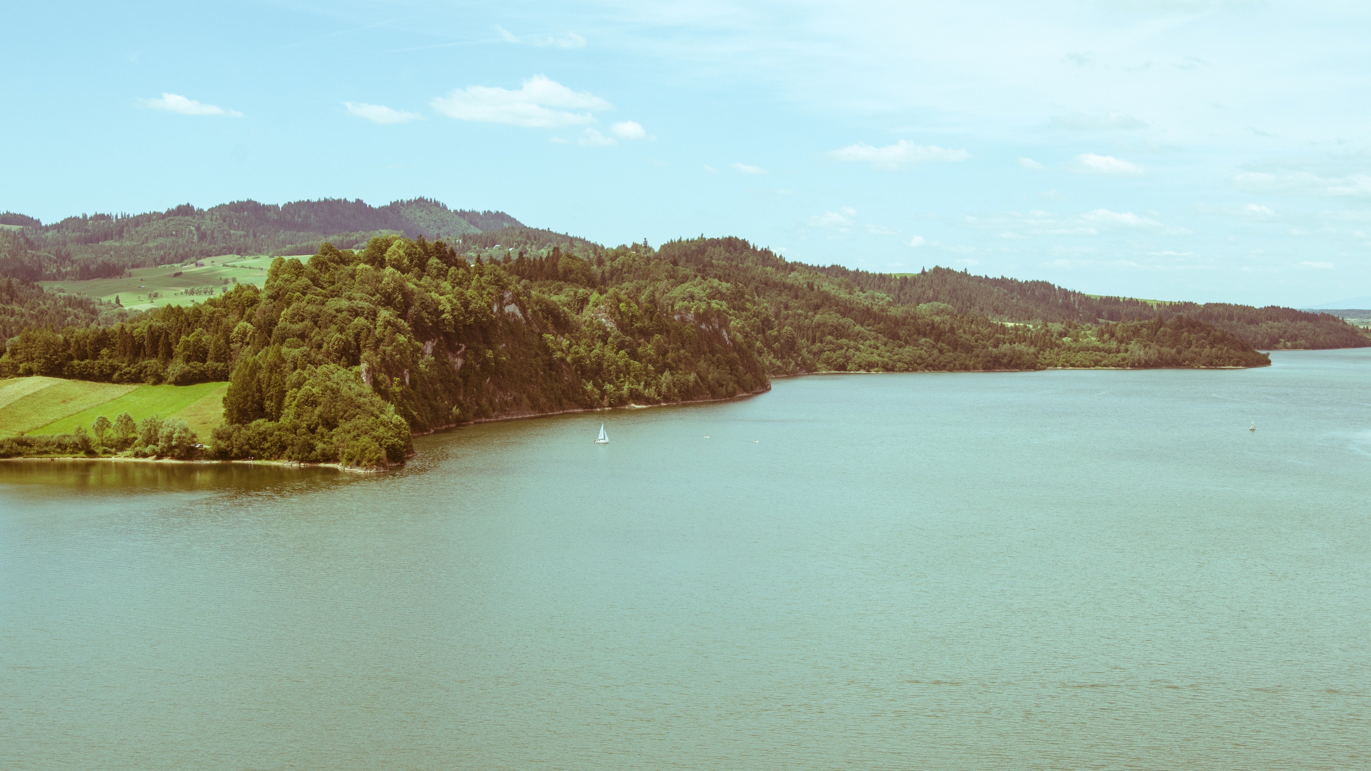lake, Mountains Wallpaper