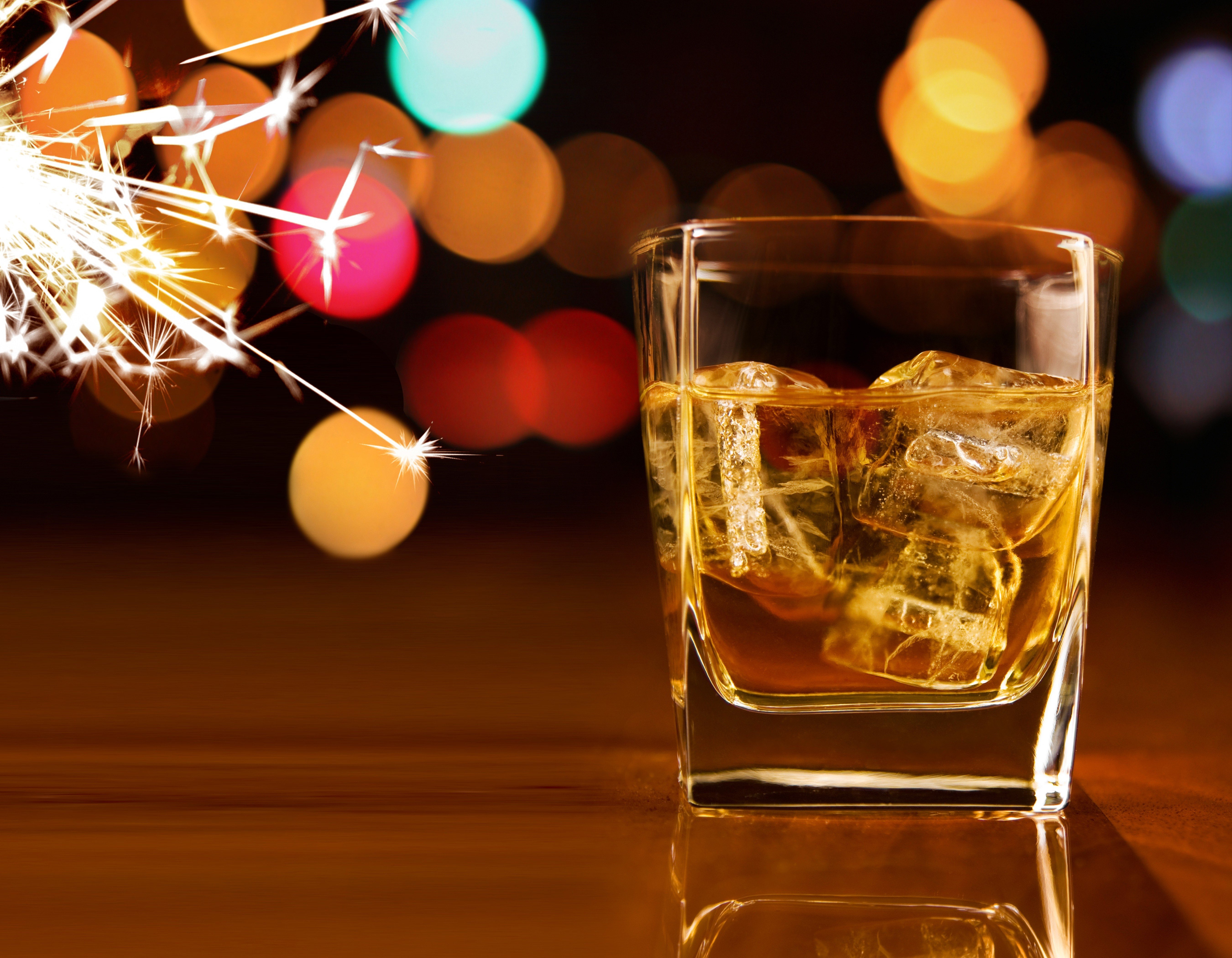 glass, Whiskey, Lights, Ice cubes Wallpaper