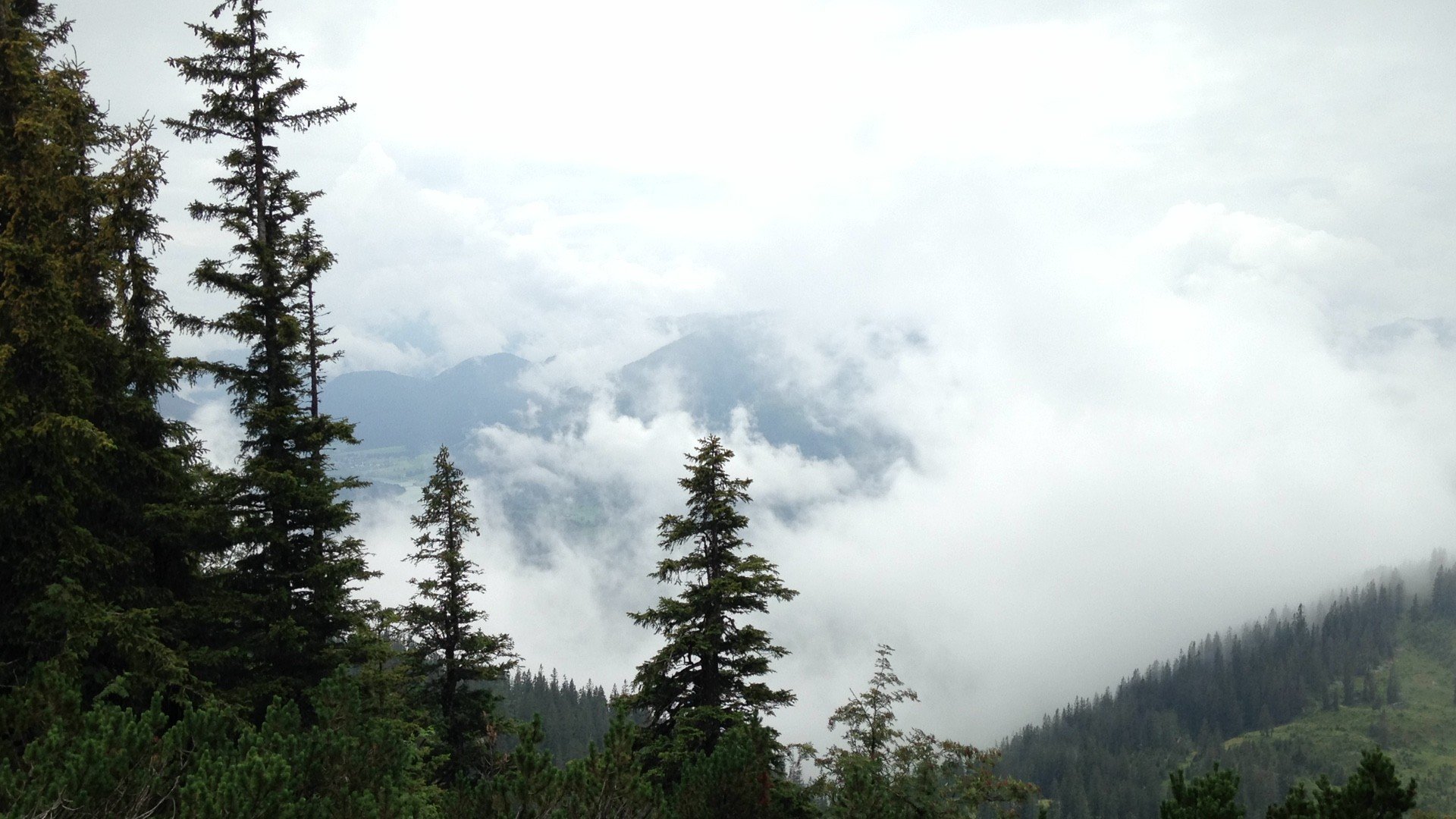 Austria, Mountains Wallpaper