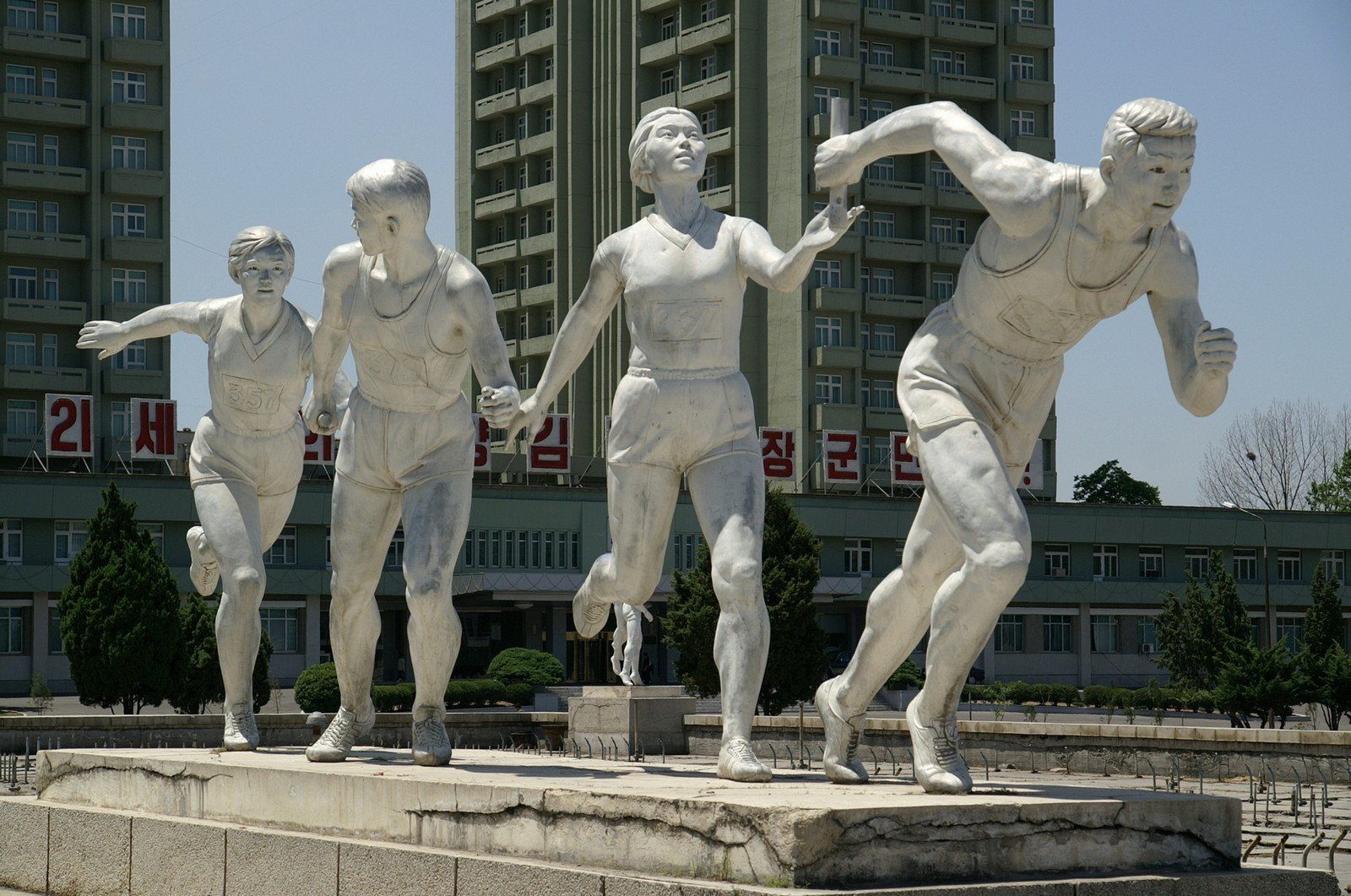architecture, DPRK, North Korea, Rare, Statue Wallpaper