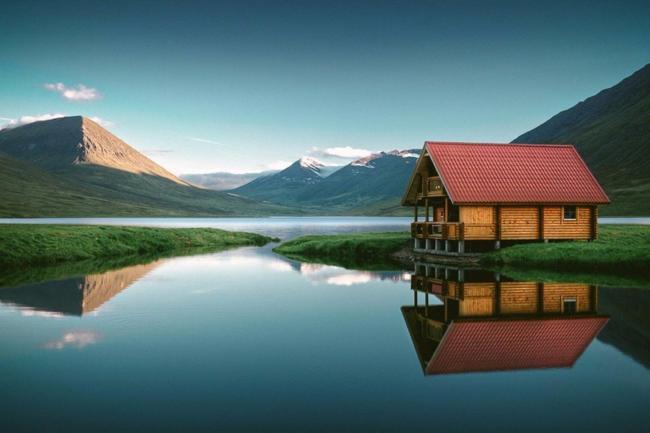 Iceland, Mountains, Water, Cabin Wallpaper