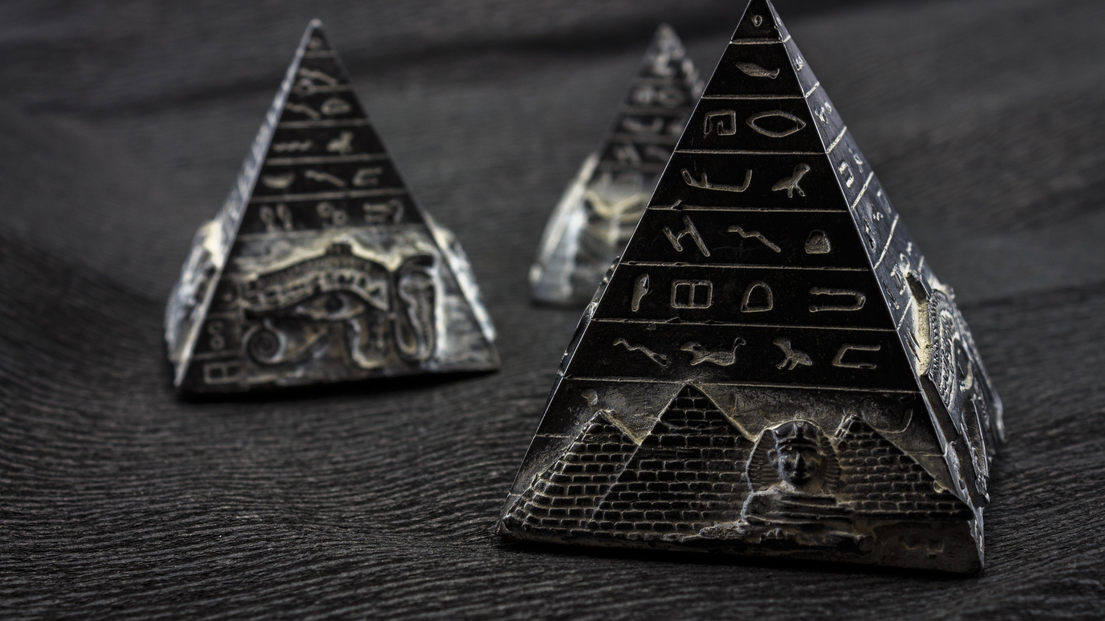 pyramid, Hieroglifs Wallpaper