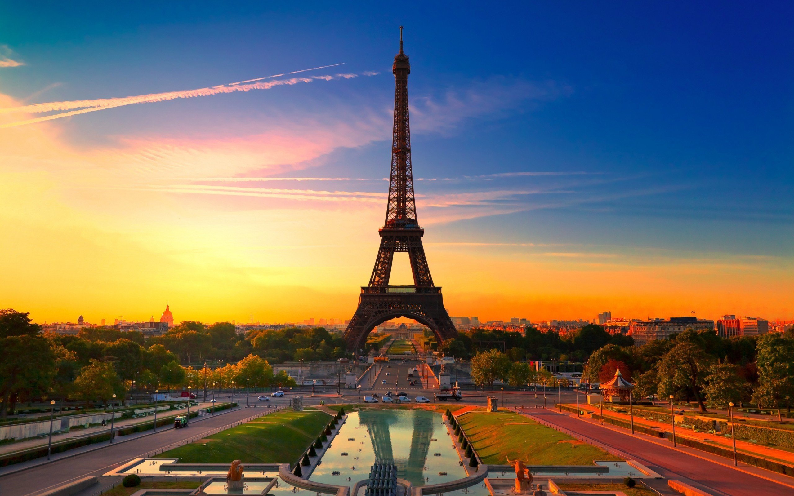 Eiffel Tower, Sun, Paris, Trocadero gardens Wallpaper