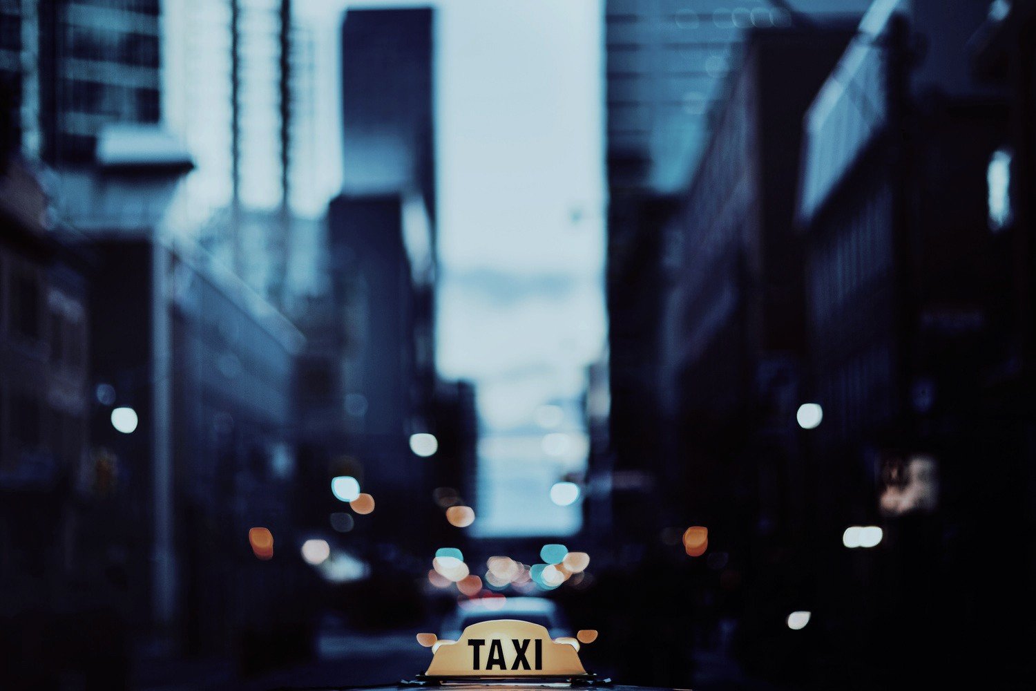 street light, Building, Taxi Wallpaper